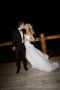KVDPhotography-FraserRiverLodgeWedding-23237_websize
