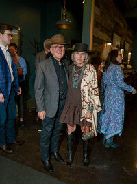 Maddie & Wynn Welcome - -12