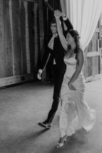 Swallow-Creek-Ranch-Rustic-Barn-Wedding-33