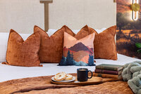 Mountains_Room9_websize