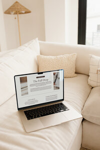 Earthy brand and Showit website design for a copywriter