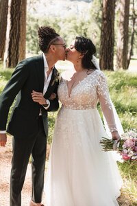 Yosemite-All-Inclusive-Elopement-by-Samantha-Josette-39