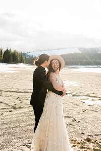 Seattle Elopement Photographer