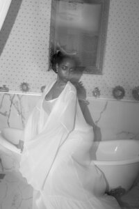 editorial-wedding-at-chateau-d-aveny-latelierplez-wedding-000000000054