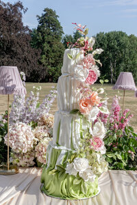 editorial-at-chateau-du-boulay-morin-normandy-wedding74