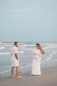 Alexis and Younger Web Sized2 Hannah Doster Photography Port Arsansas Photographer Cinnamon Shore Family Photographer