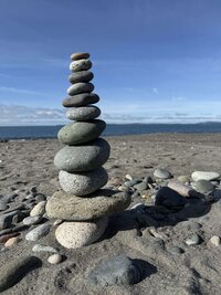katahdin-stone-works-stacked-rock-cairn