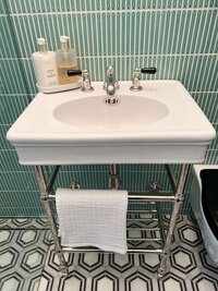 melanie-scaffidi-art-deco-bathroom-kit-kat-tiles-pedestal-basin