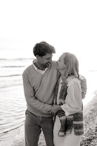 photo d'un couple à la plage de Montpellier