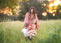 mother-and-children-wildflower-field-family-photography