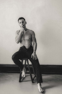 Male_Editorial_Boudoir_Photographers_003