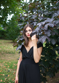 woman-in-black-dress-melbourne-gardens-fine-art-portrait