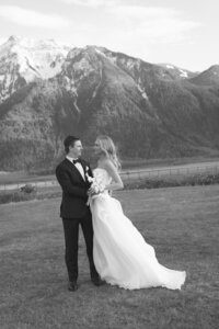 KVDPhotography-FraserRiverLodgeWedding-21887-2