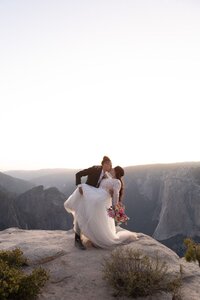Yosemite-All-Inclusive-Elopement-by-Samantha-Josette-96