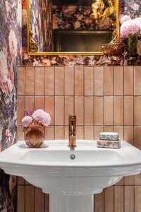 eclectic-floral-powder-room-interior-design-melanie-scaffidi