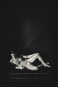 Male_Editorial_Boudoir_Photographers_036