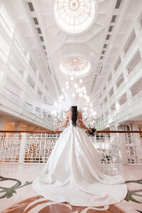 bride in long wedding veil
