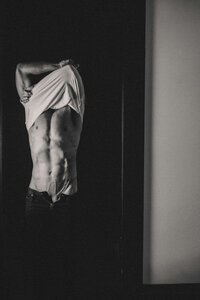 Male_Editorial_Boudoir_Photographers_024