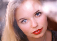close-up-woman-portrait-melbourne-ethereal-women-portraits
