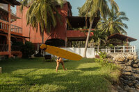 saladita-beach-surf-girl-04