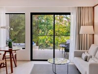 jrsuitegardenview