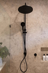 melanie-scaffidi-bathroom-matte-black-shower-stone-tiles