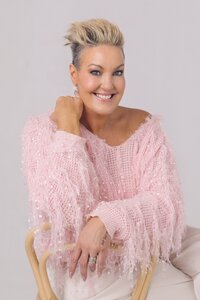 SimplyGray_Jacquie Quaine_F2-9