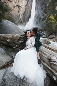Yosemite-All-Inclusive-Elopement-by-Samantha-Josette-54