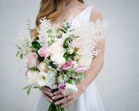 Bride holding her bouquet at an Orlando wedding