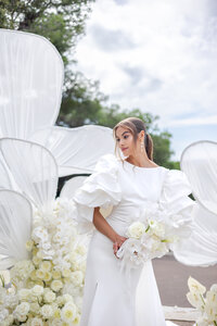 editorial-wedding-castel-bay-bridal-portrait