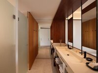 jrsuitebathroom