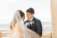 Seattle_wedding_photographer_hotel_1000-24