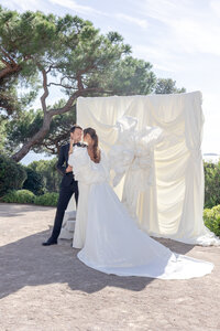 editorial-wedding-castel-bay-couple-portrait-12
