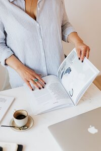 pexels-karola-g-4467656