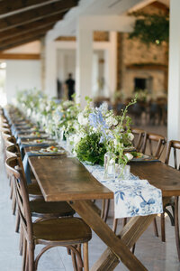 austin-tx-wooden-table-rental-wedding