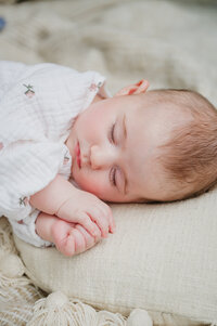 outdoor-newborn-photographer-bunbury-58