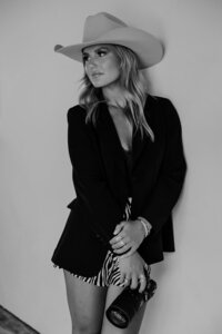 san-luis-obispo-branding-photos-for-photographer-studio-session-54