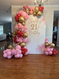 21st birthday party balloons and backdrop in National Harbor