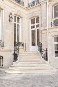 editorial-at-hotel-alfred-sommier-editorial-wedding-vibe37
