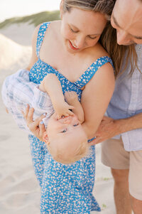 TheMorganFamily-HannahDosterPhotography-15-Cinnamon-Shore-Port-Aransas-family-photographer-Corpus-Christi