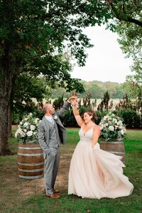 Wedding ceremony at Steel Magnolia Barn Murfreesboro TN — Weddings & Events by Raina