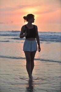 lauren-silouette-in-sunrise