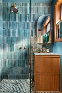 melanie-scaffidi-blue-tile-bathroom-macleod