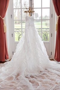 editorial-at-chateau-de-nainville-les-roches-paris-wedding19