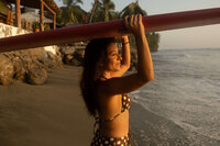 saladita-beach-surf-girl-42