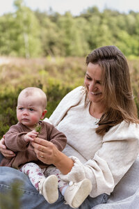 Newbornsshoot buiten- JJ Love Fotografie-22