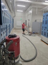 commercial-locker-room-concrete-floor-before-epoxy-iowa