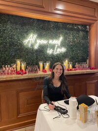 Use Your Words by Nyssa providing live calligraphy personalization for guests at weddings, brand events, and special occasions throughout New Jersey.