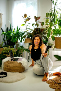 Mafe-Salazar-The-Go-to-for-podcast-production-in-Vancouver