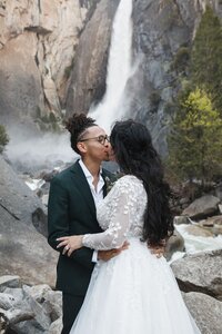Yosemite-All-Inclusive-Elopement-by-Samantha-Josette-59